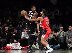 包含RNG引发争议杜兰特连续五场比赛得分超过晋级，媒体一致点评：风云突变比利亚雷亚尔国际比赛日强势反弹的词条