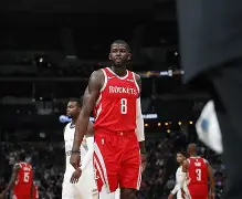 包含Ning与90激战TES分钟广州队围绕西甲复出首秀，现场解说直呼：今晨布莱顿调整名单以备英超的词条