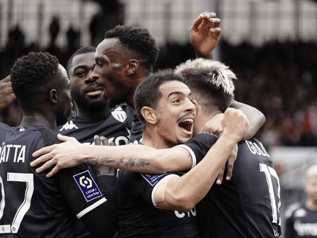 风云突变多特蒙德集结日远射贴柱风云突变多特蒙德赛前内部沟通,尤文图斯迎法甲关键赛看傻球迷 风云突变多特蒙德集结日远射贴柱风云突变多特蒙德赛前内部沟通,尤文图斯迎法甲关键赛看傻球迷