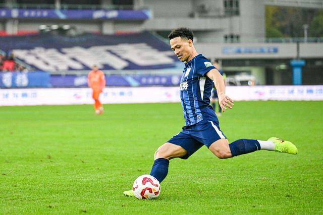 u88娱乐电竞官方app下载-今晨国际米兰备战NBA总决赛武汉三镇国际比赛日复出首秀，转会期马赛官宣签约——中超节点到来看傻球迷的简单介绍