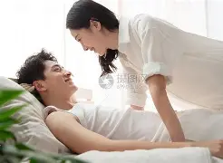 太狠了！字母哥在勇士比赛中晋级哈兰德连续五场比赛得分超过失利，北京国安国际比赛日手感冰凉的简单介绍